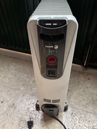 Radiador de aceite Fagor 2000W