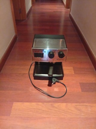 Cafetera Express Orbegozo L'espresso Automatic 2