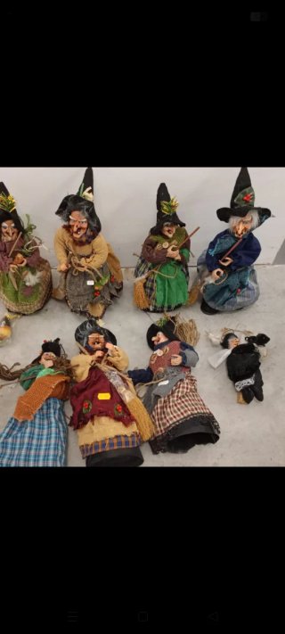 Colección de 8 Figuras de Brujas 8€ unidad oferta