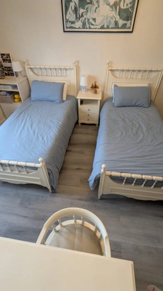 Conjunto completo habitacion 2 camas y muebles
