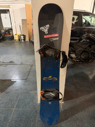 Tabla de Snowboard con Fijaciones