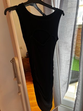 Vestido corto negro