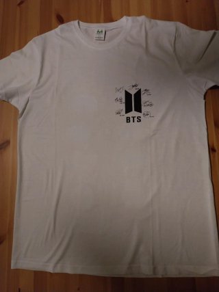Camiseta BTS Blanca Talla M