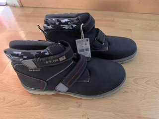 Botas infantiles azul marino