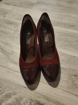 Zapatos de Tacón Burdeos pitillos