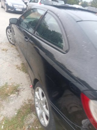 Mercedes-Benz Clase C 2003
