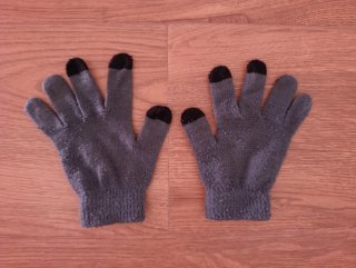Guantes de Punto Gris y Negro