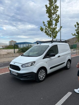 Ford E-Transit Courier 2014