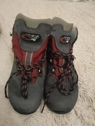 Botas de montaña Chiruca talla 39