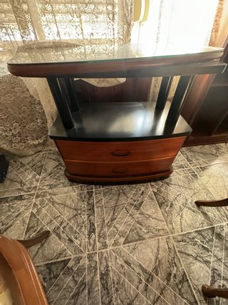 Mesa de TV Giratoria con Cajones