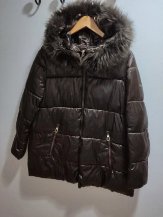 Abrigo Anorak Marrón/Cobre con Capucha.