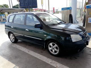 KIA Carens 2004