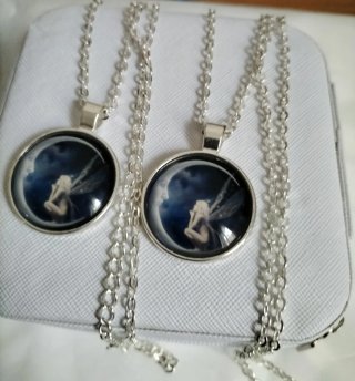 2 Collares con Colgante de Hada y Luna