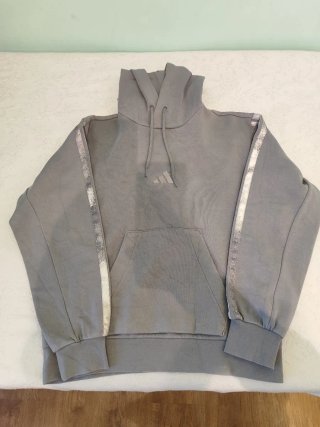 Chandal adidas gris en dos tonos diferentes