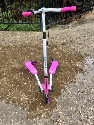 Patinete Juguettos de tres ruedas