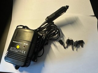 Adaptador de Corriente para Coche