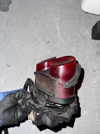 Faro trasero Yamaha FZS 1000 Fazer