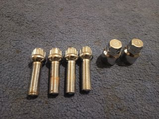 Tornillos Antirrobo para Llantas