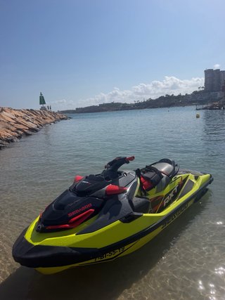 Moto de agua Sea-Doo RXT 300 (2019)