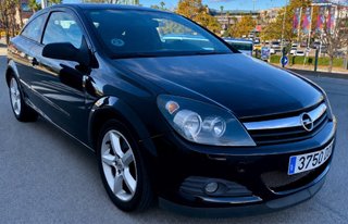 Opel Astra GTC