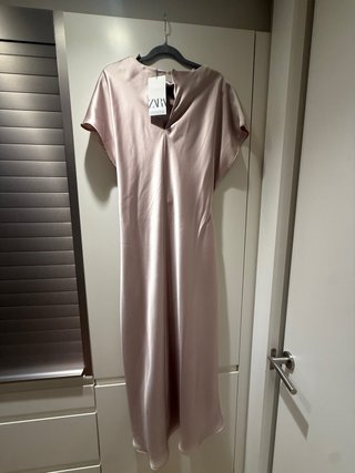 Vestido largo satinado ZARA rosa