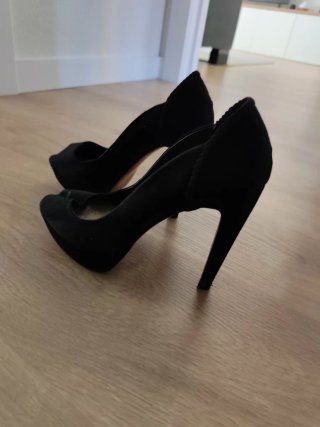 Zapatos de tacón negros