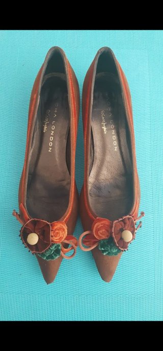 Zapatos Sacha London Marrones