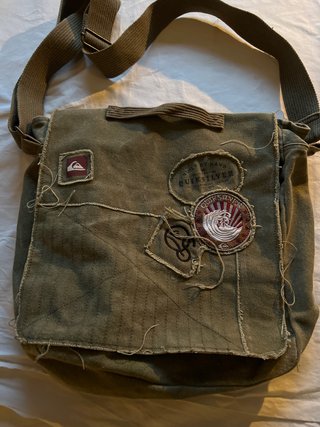Bolso bandolera. Verde Oliva