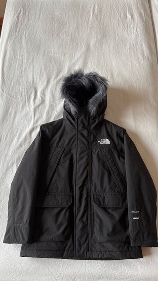 Chaqueta The North Face Negra. Talla M (8/12 años)