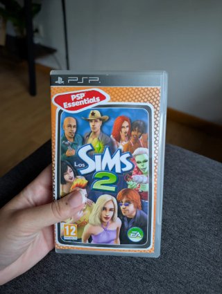 Los Sims 2 (PSP)