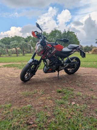 KTM Duke 125