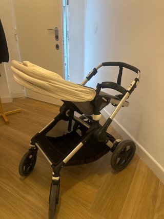 Passeggino Bugaboo Fox. Include ovetto nascita