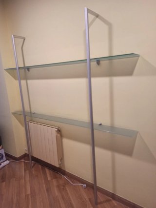 Estantería de Acero y Cristal