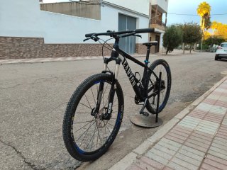 Bicicleta de Montaña Canyon Negra