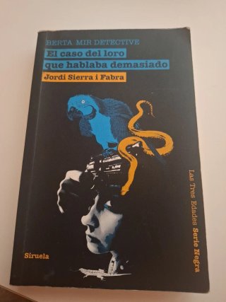 El caso del loro que hablaba demasiado
