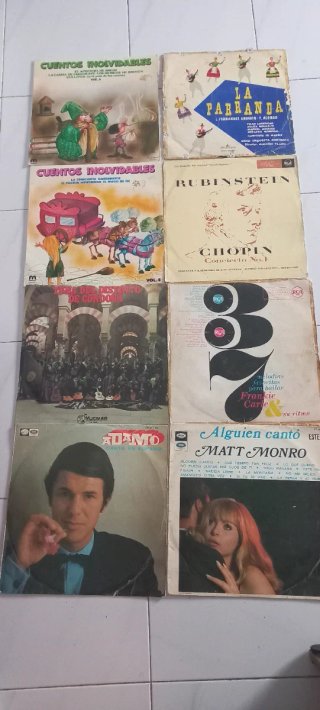 Lote de 8 Vinilos Variados