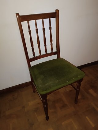 Silla de Madera con Asiento Tapizado