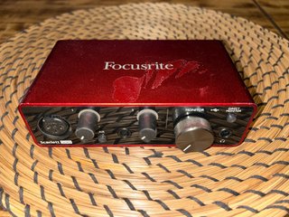Interfaz de audio Focusrite Scarlett Solo 3rd Gen