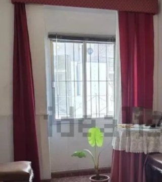 Lote de cortinas y ropa de camilla