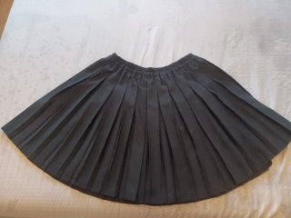 Falda Plisada Negra Talla 42