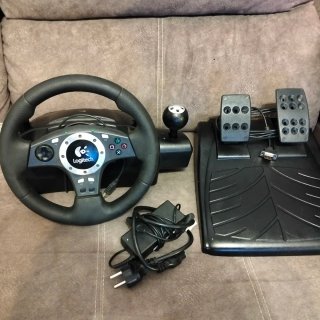 Volante Logitech para PS2 y PS3
