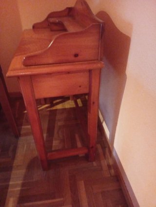 Mesa Escritorio de Madera de Pino