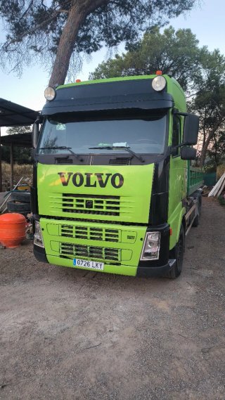 Camión Volvo Multilift