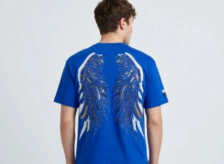 Camiseta Azul con Alas de Pedrería