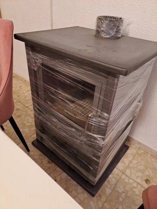 Chimenea de metal negra