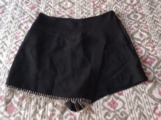 Falda pantalón chica Zara .