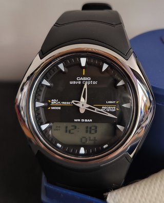 Reloj Casio WVA-104H Illuminator