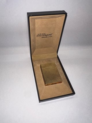 Encendedor S.T. Dupont Dorado