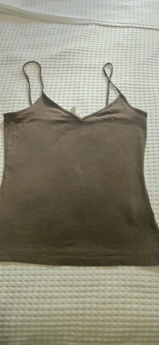 Oferton 3 preciosas blusas de tirantes por 4€