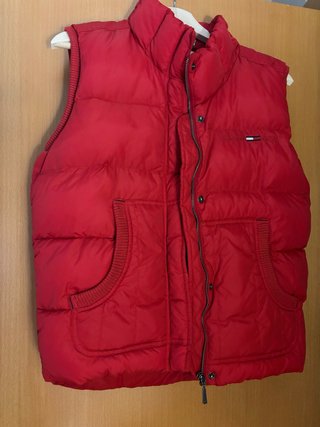 Chaleco acolchado rojo Tommy Hilfiger
